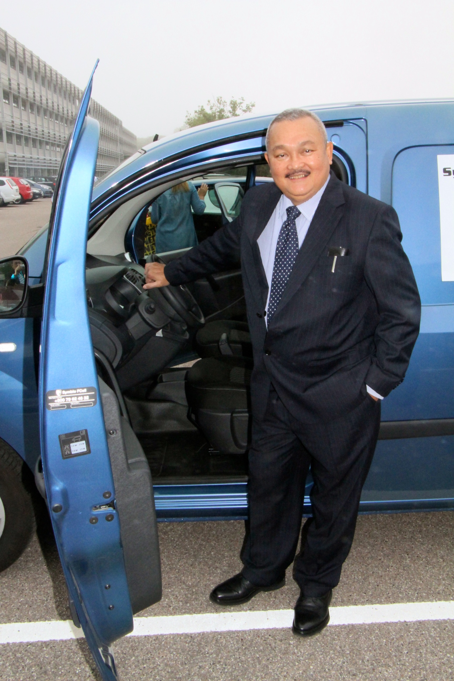 Governor of Sumatra with hydrogen fuel cell vehicle in Denmark